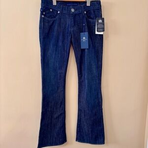 Rock & Republic| NEW w/Tags Dark Denim Flare Bottom Blue Jeans Sz 27 NWT Beckham